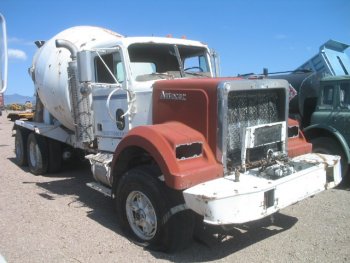 ./imagenes/775MIXER  VOLVO  VICTOR G 003.jpg